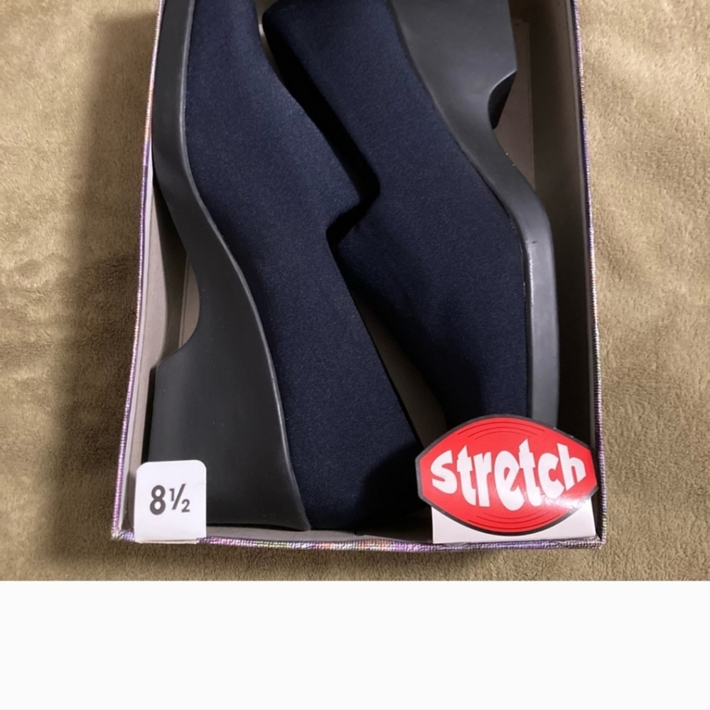 NIB Vintage Expressions Step In Heeled Stretch Shoes Women's Size 8.5M
